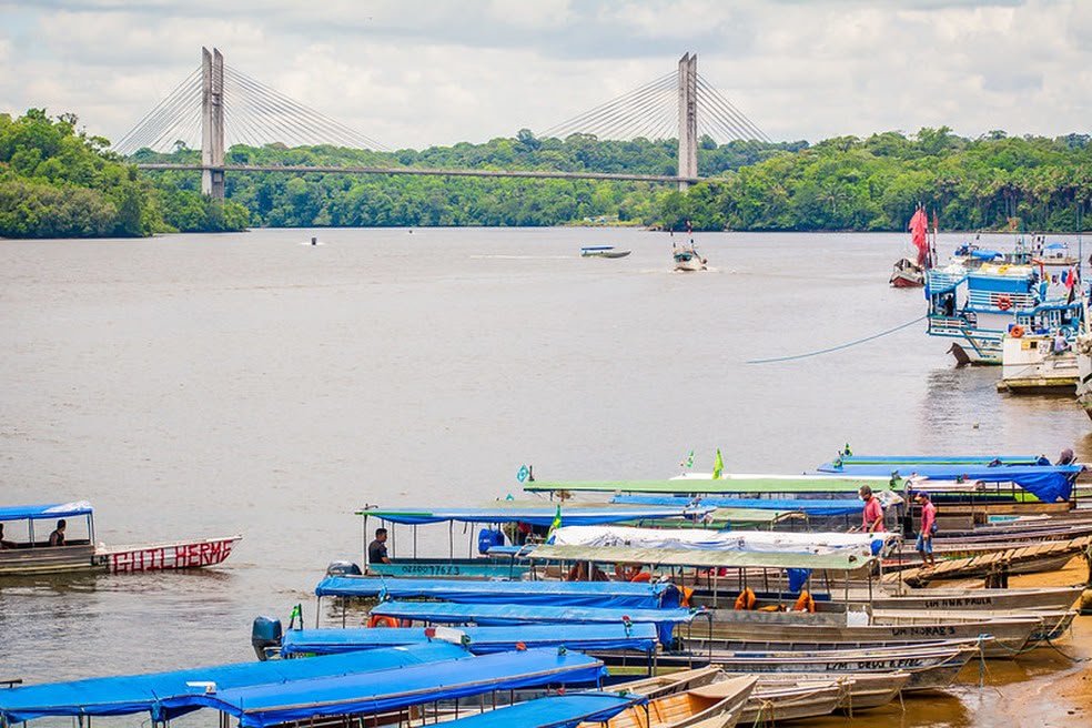 Acidente com embarcação no Rio Oiapoque resulta em uma morte e um desaparecido